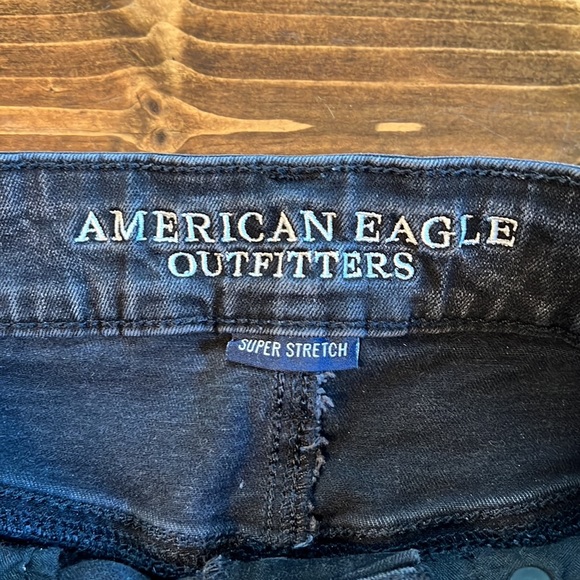American Eagle Distressed Shorts - Picture 5 of 10